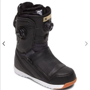 DC Women’s Mora BOA snowboard boots 2021